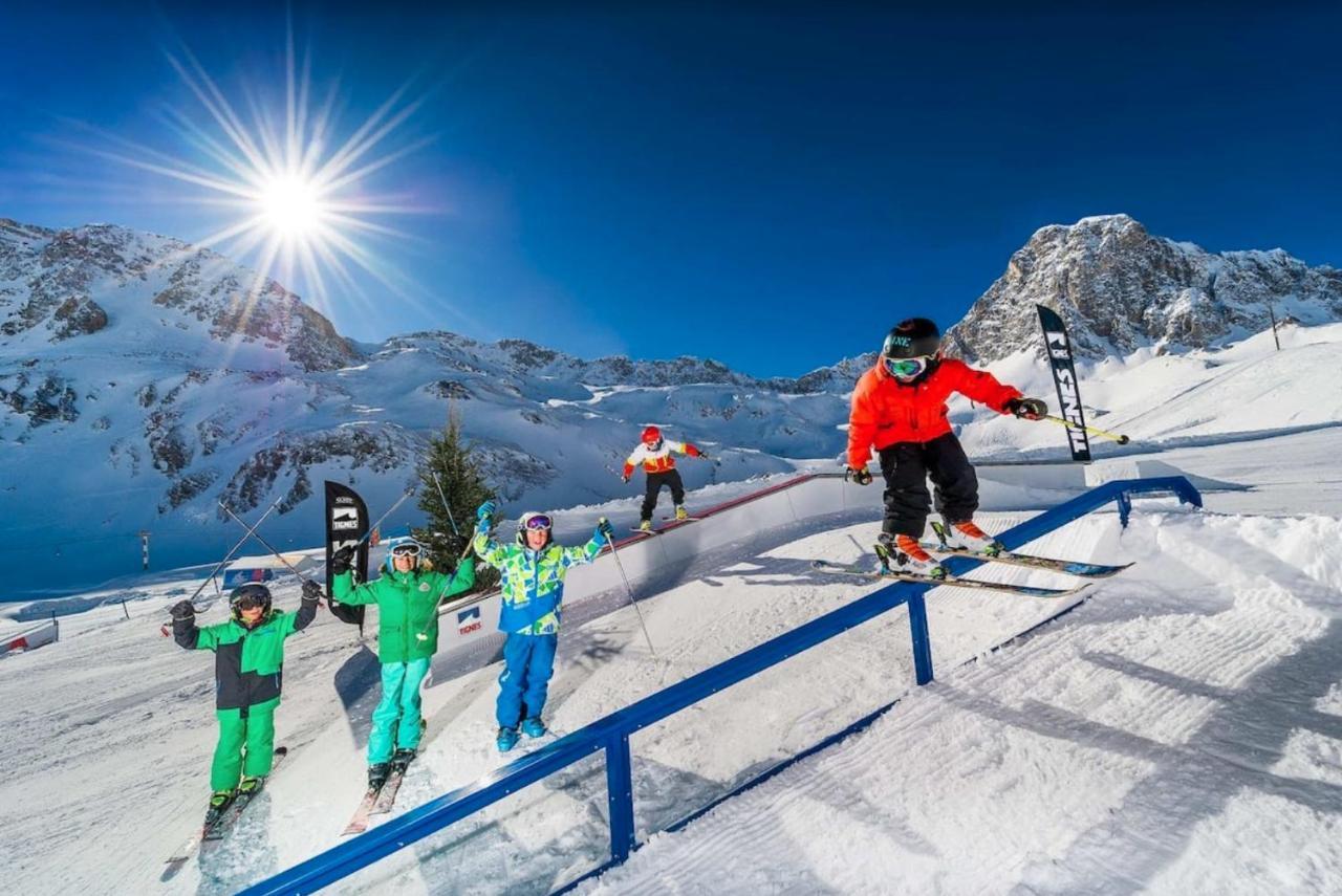 Au 6eme Ciel 2100m - Vue & Montagnes - Proche Pistes - 2 Adultes Et 2 Enfants *